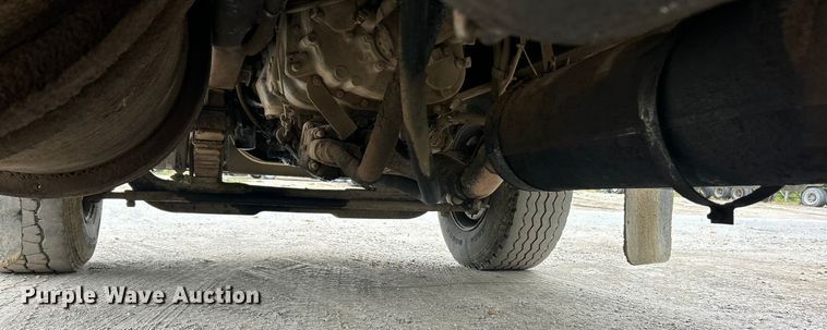 image for item ET3380 2000 Sterling Truck LT8500 