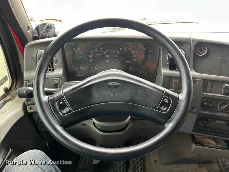 image for item ET3380 2000 Sterling Truck LT8500 