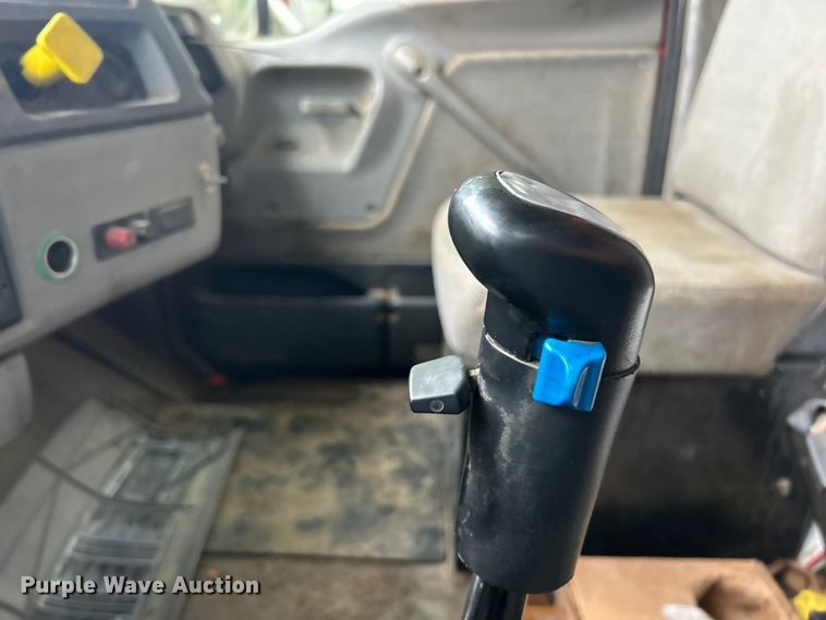 image for item ET3380 2000 Sterling Truck LT8500 