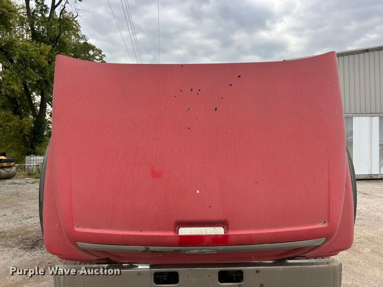 image for item ET3380 2000 Sterling Truck LT8500 