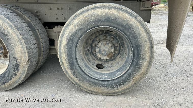 image for item ET3380 2000 Sterling Truck LT8500 