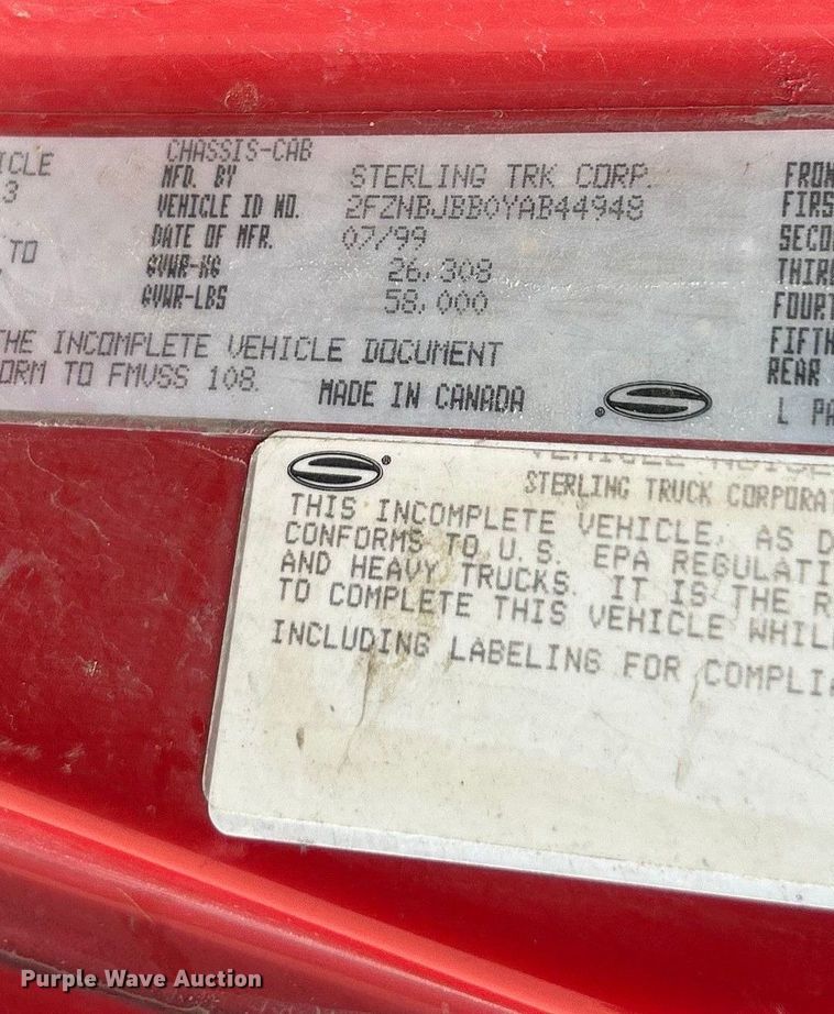 image for item ET3380 2000 Sterling Truck LT8500 