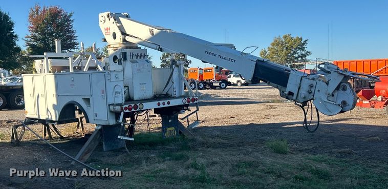 image for item ET3493 Eusco 156A2 digger derrick truck bed