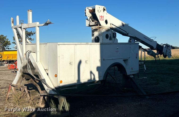 image for item ET3493 Eusco 156A2 digger derrick truck bed