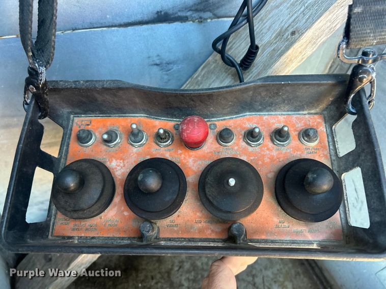 image for item ET3493 Eusco 156A2 digger derrick truck bed