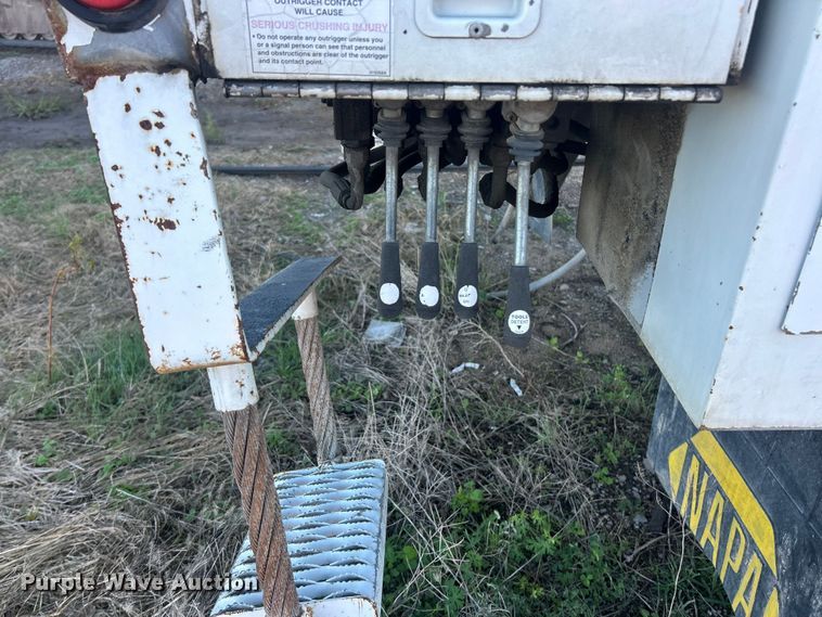 image for item ET3493 Eusco 156A2 digger derrick truck bed