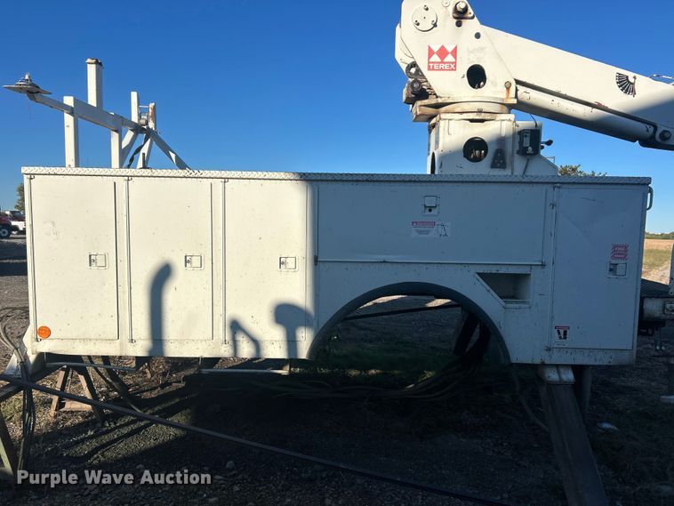 image for item ET3493 Eusco 156A2 digger derrick truck bed