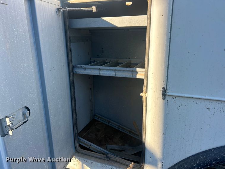 image for item ET3493 Eusco 156A2 digger derrick truck bed