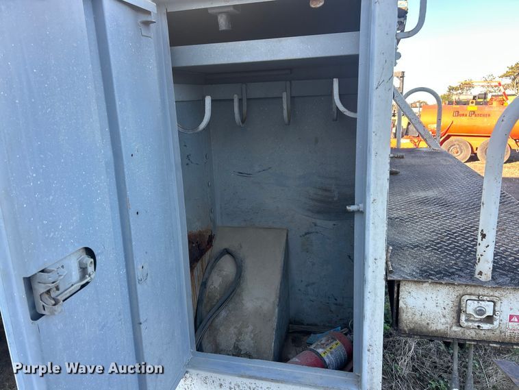 image for item ET3493 Eusco 156A2 digger derrick truck bed