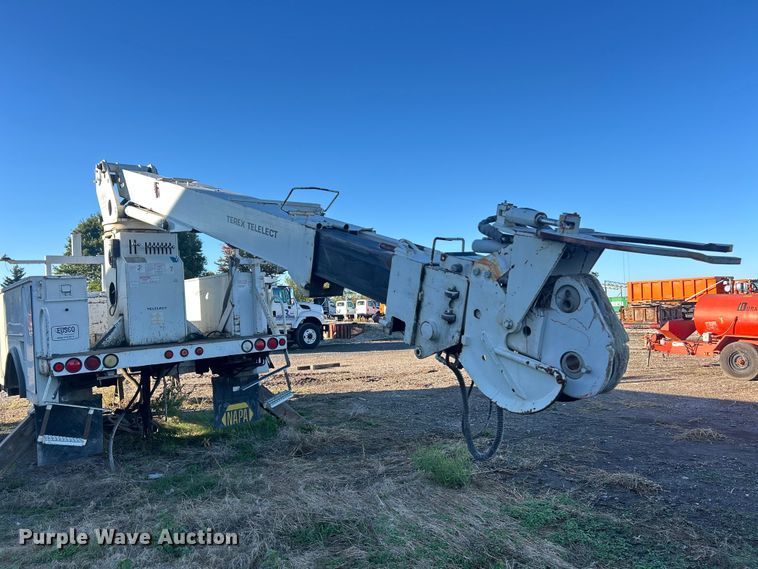 image for item ET3493 Eusco 156A2 digger derrick truck bed