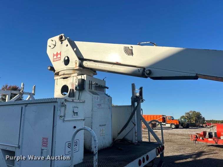 image for item ET3493 Eusco 156A2 digger derrick truck bed