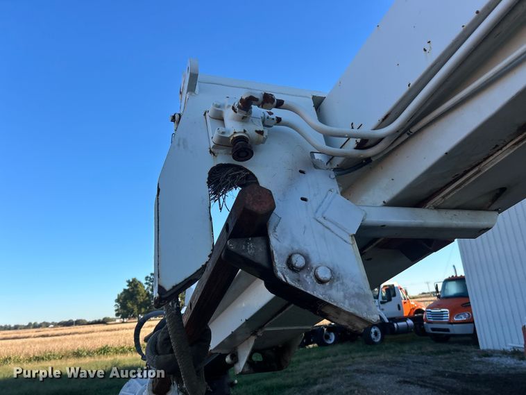image for item ET3493 Eusco 156A2 digger derrick truck bed
