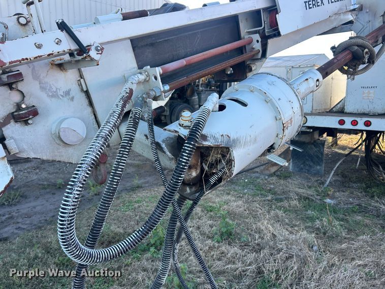 image for item ET3493 Eusco 156A2 digger derrick truck bed