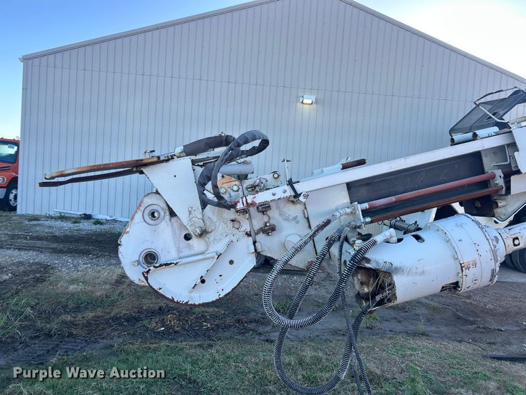 image for item ET3493 Eusco 156A2 digger derrick truck bed