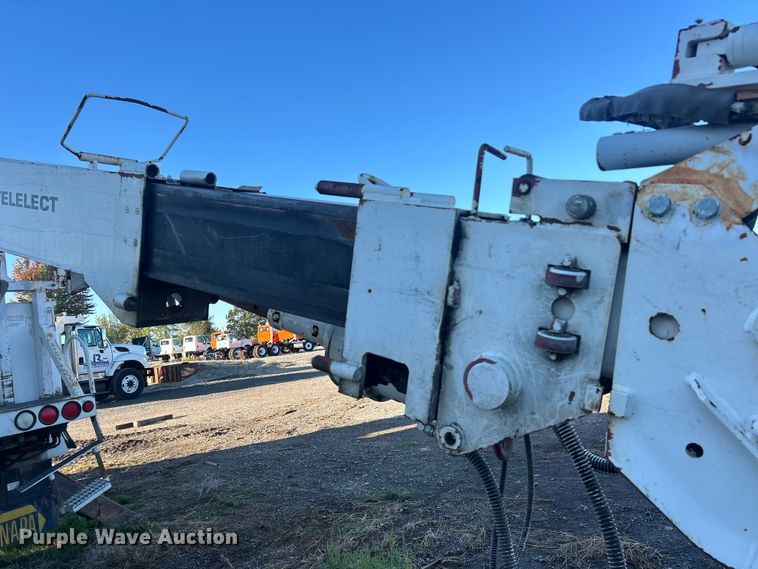 image for item ET3493 Eusco 156A2 digger derrick truck bed