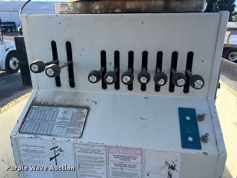 image for item ET3493 Eusco 156A2 digger derrick truck bed