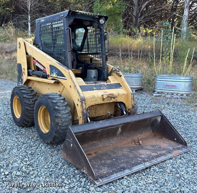 MINI CARGADOR SOBRE RUEDAS 2003 CATERPILLAR 246
