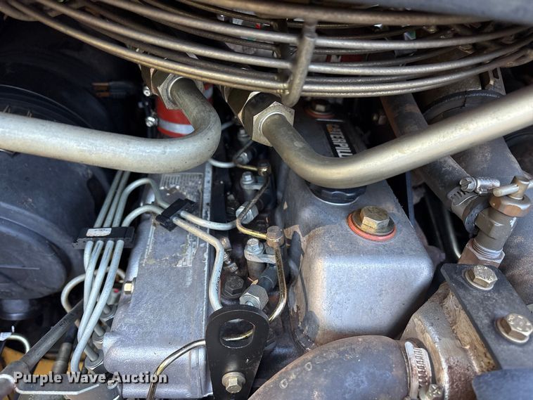 image for item ET7134 2003 Caterpillar 246 skid steer loader