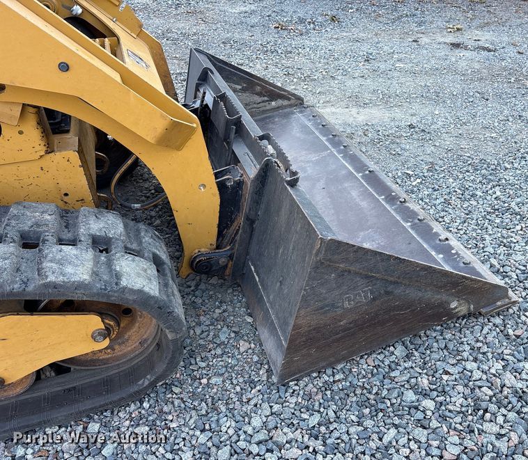 image for item ET7136 2021 Caterpillar 299D3 XE tracked skid steer loader