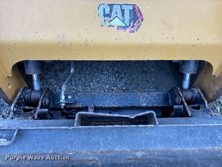 image for item ET7136 2021 Caterpillar 299D3 XE tracked skid steer loader