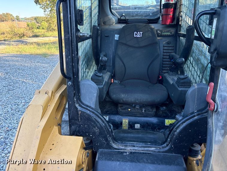 image for item ET7136 2021 Caterpillar 299D3 XE tracked skid steer loader