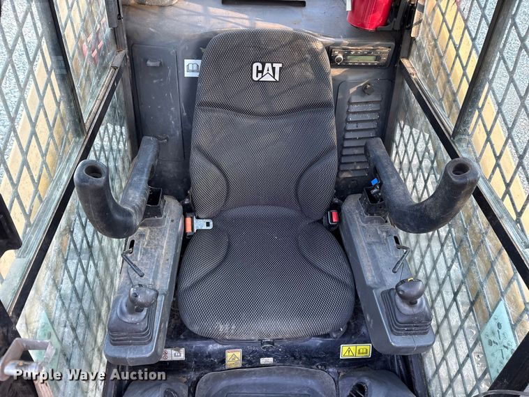 image for item ET7136 2021 Caterpillar 299D3 XE tracked skid steer loader