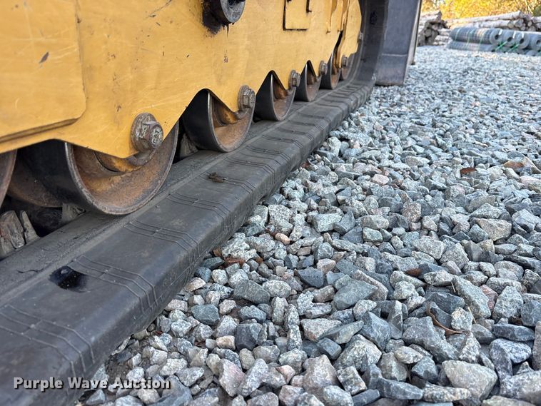 image for item ET7136 2021 Caterpillar 299D3 XE tracked skid steer loader