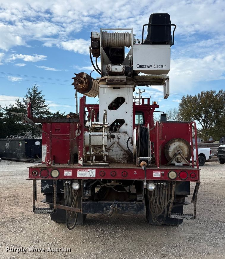 image for item ET7167 2015 International 7300 digger derrick truck