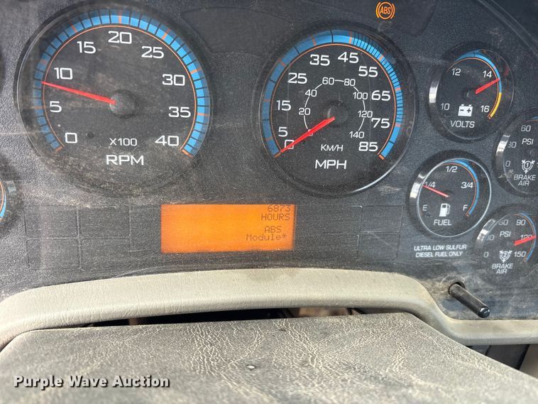 image for item ET7167 2015 International 7300 digger derrick truck