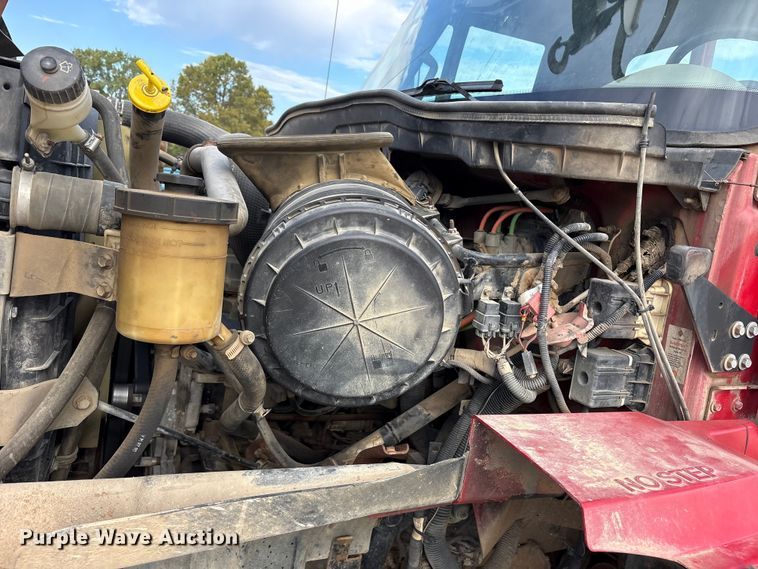 image for item ET7167 2015 International 7300 digger derrick truck