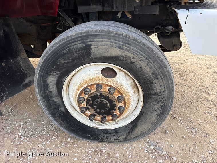 image for item ET7167 2015 International 7300 digger derrick truck