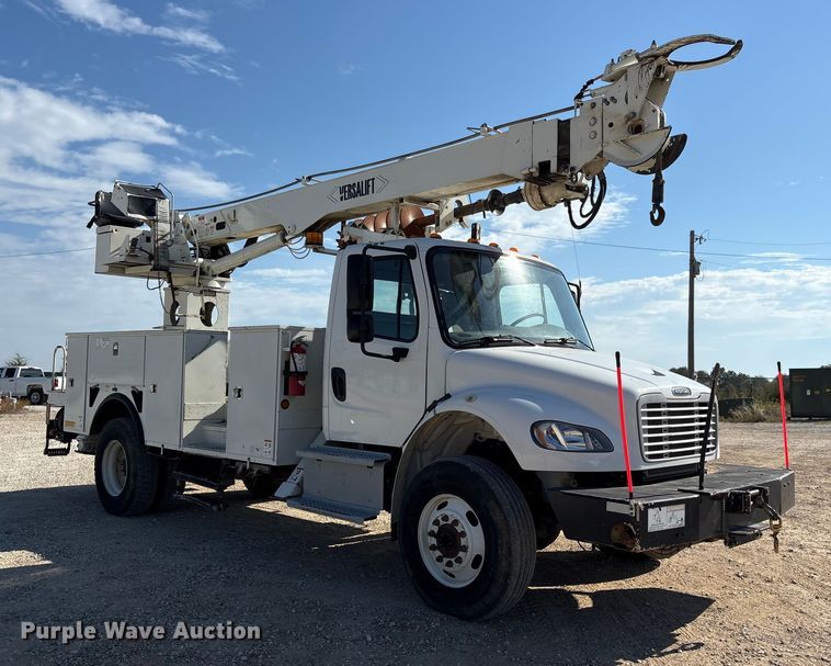 image for item ET7169 2018 Freightliner Business Class M2 digger derrick truck