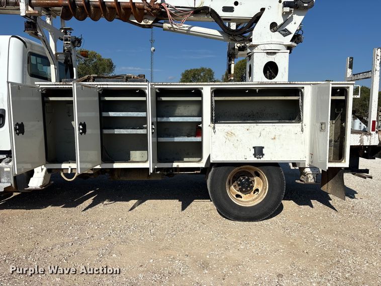 image for item ET7169 2018 Freightliner Business Class M2 digger derrick truck