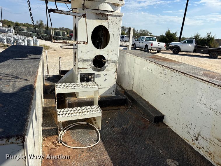 image for item ET7169 2018 Freightliner Business Class M2 digger derrick truck