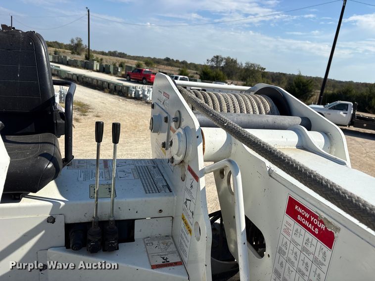 image for item ET7169 2018 Freightliner Business Class M2 digger derrick truck