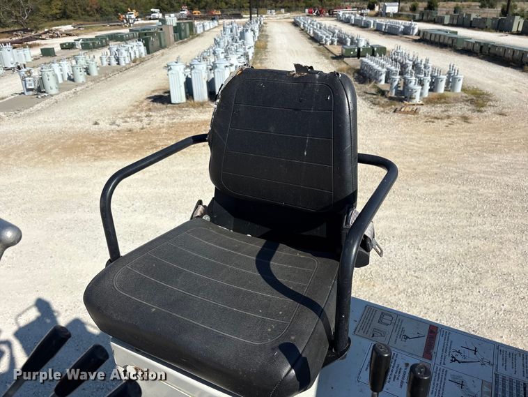 image for item ET7169 2018 Freightliner Business Class M2 digger derrick truck