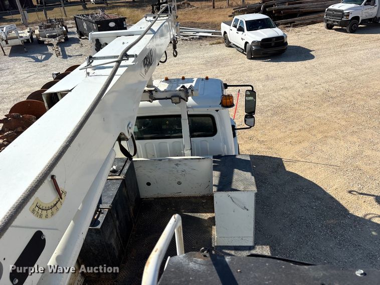 image for item ET7169 2018 Freightliner Business Class M2 digger derrick truck