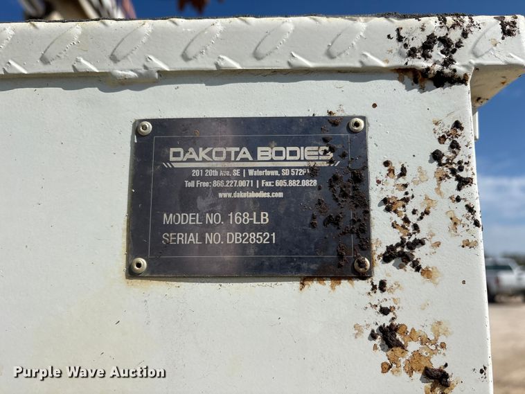 image for item ET7169 2018 Freightliner Business Class M2 digger derrick truck