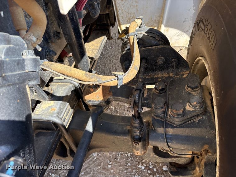 image for item ET7169 2018 Freightliner Business Class M2 digger derrick truck