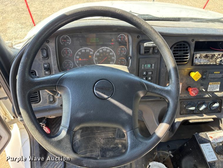 image for item ET7169 2018 Freightliner Business Class M2 digger derrick truck