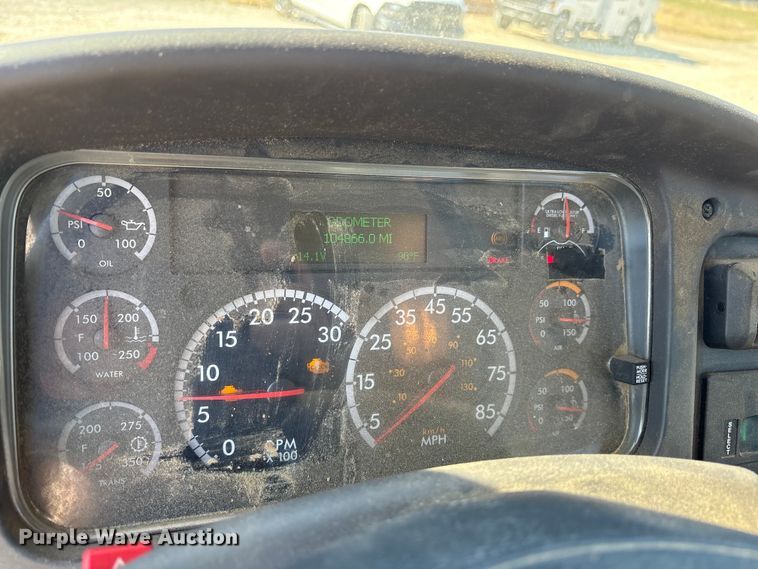 image for item ET7169 2018 Freightliner Business Class M2 digger derrick truck