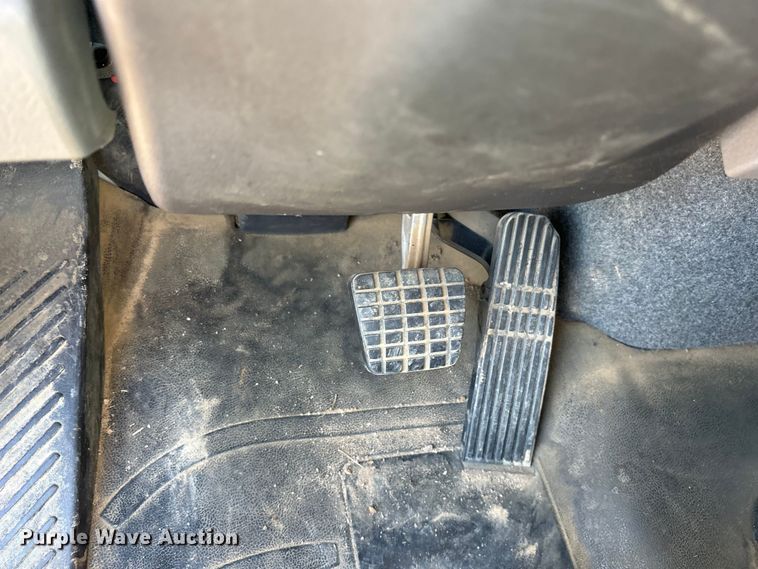 image for item ET7169 2018 Freightliner Business Class M2 digger derrick truck