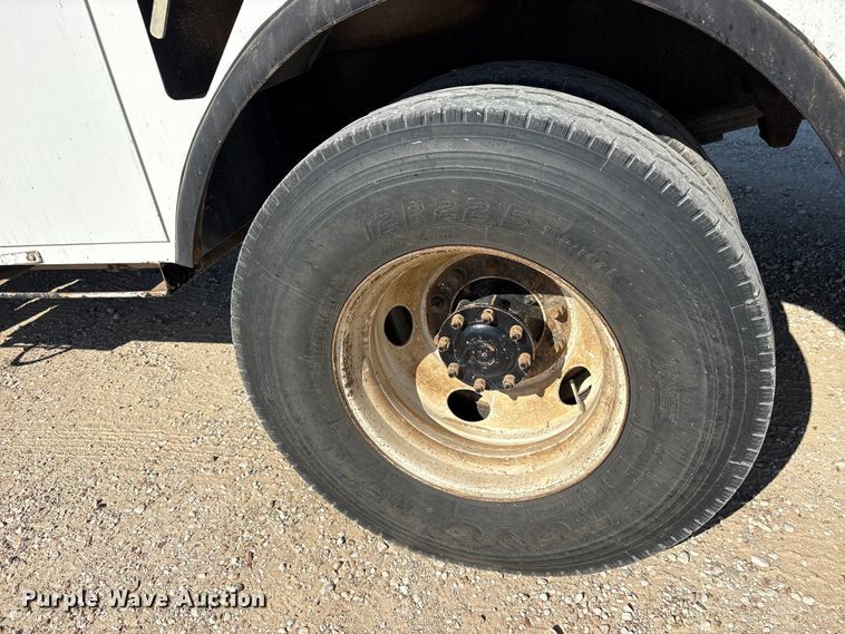 image for item ET7169 2018 Freightliner Business Class M2 digger derrick truck