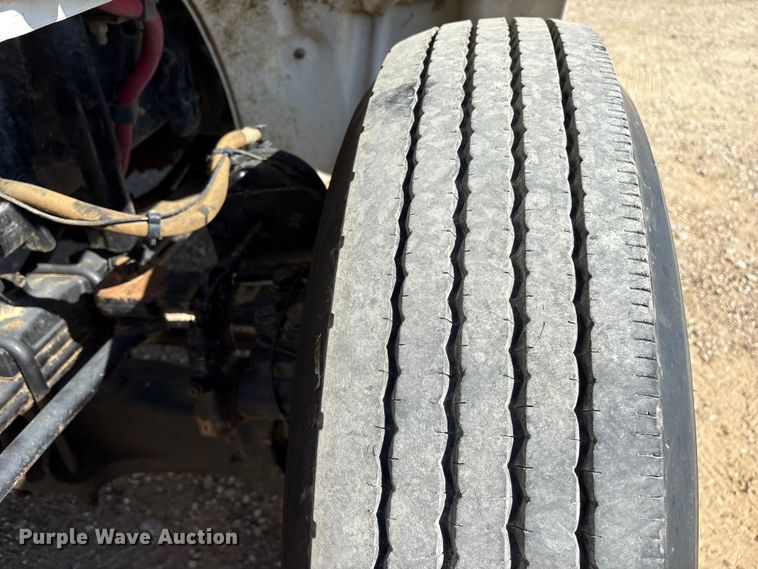 image for item ET7169 2018 Freightliner Business Class M2 digger derrick truck