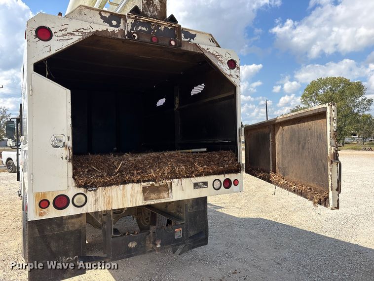 image for item ET7173 2007 International 4300 forestry bucket truck