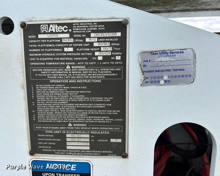 image for item ET7173 2007 International 4300 forestry bucket truck