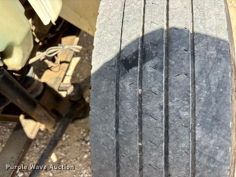 image for item ET7173 2007 International 4300 forestry bucket truck