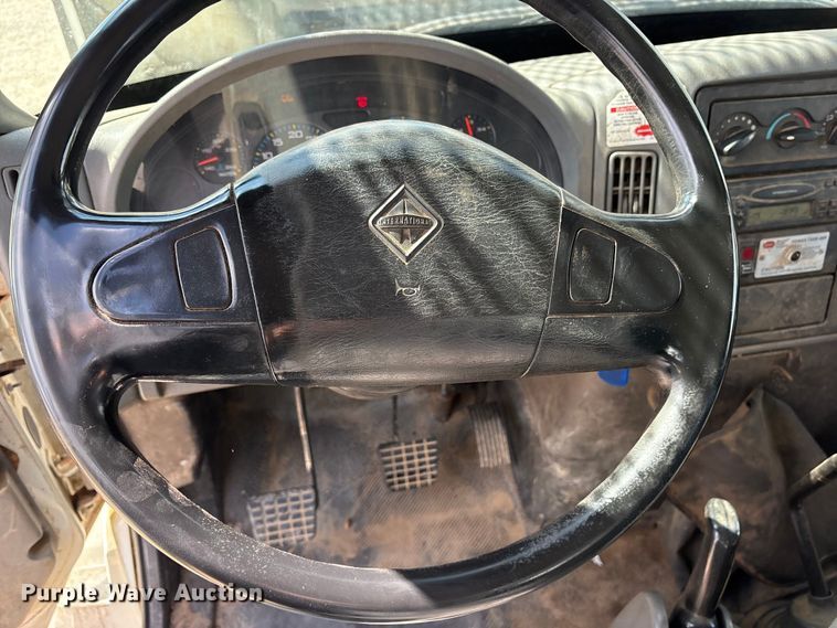 image for item ET7173 2007 International 4300 forestry bucket truck