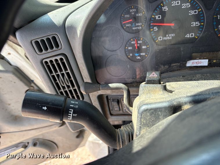 image for item ET7173 2007 International 4300 forestry bucket truck