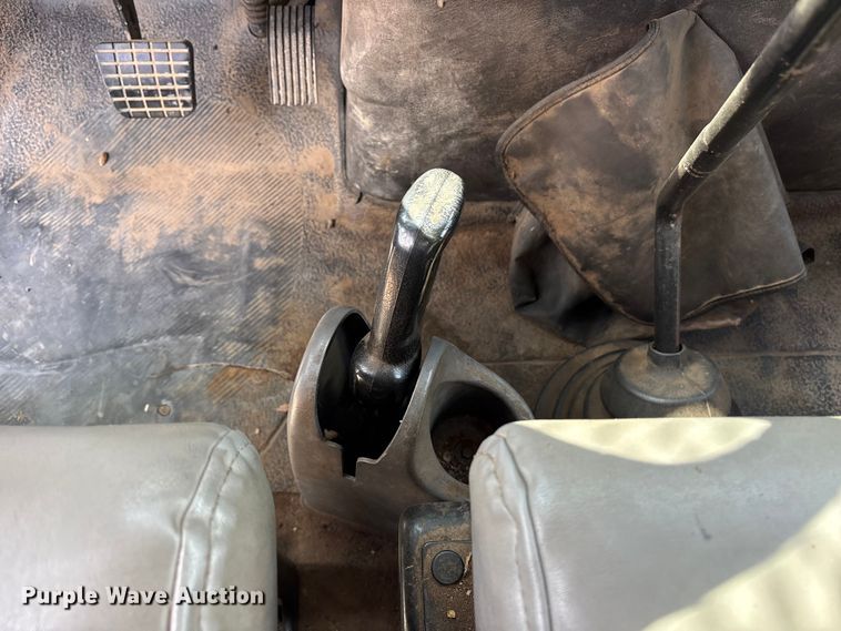 image for item ET7173 2007 International 4300 forestry bucket truck